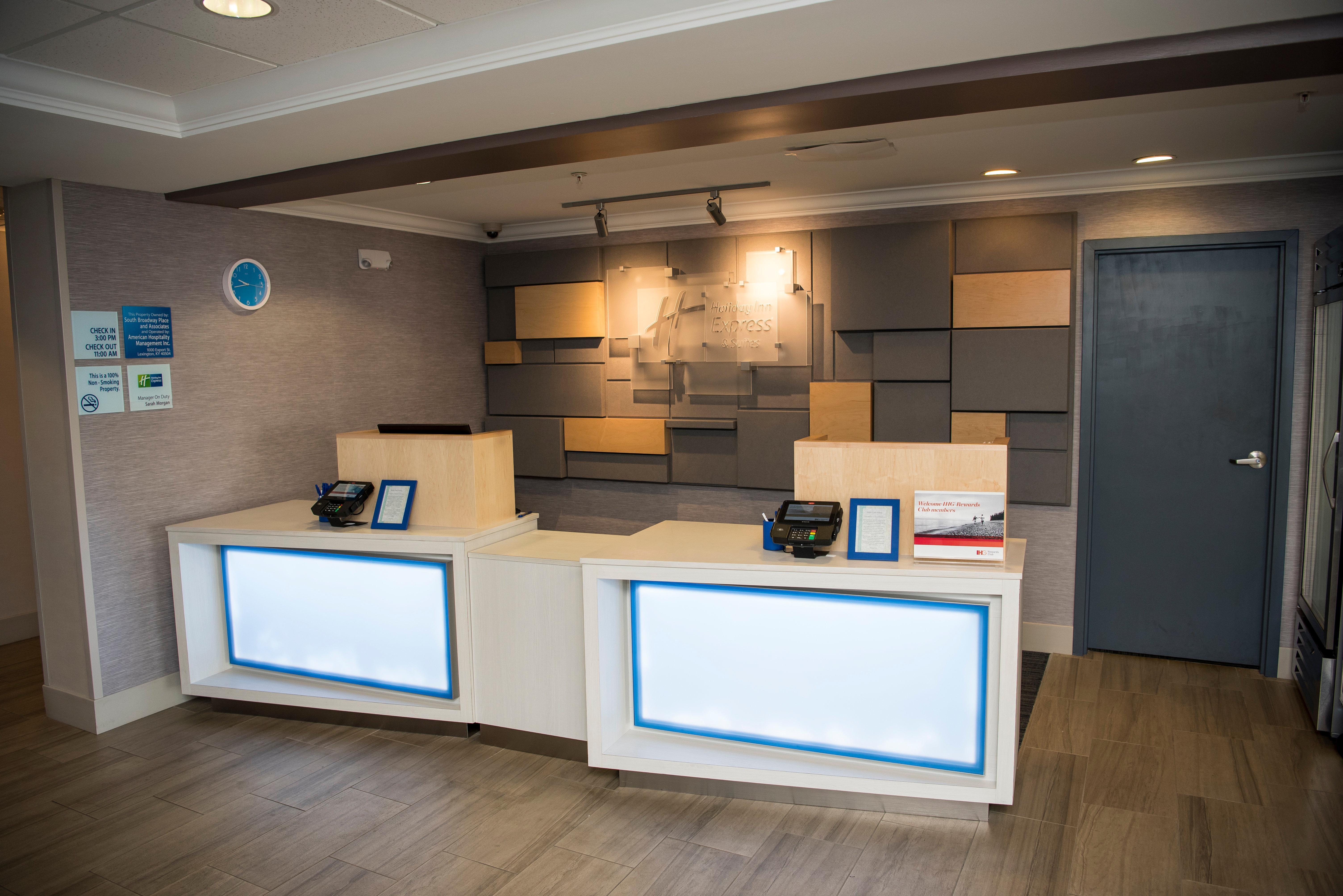 Holiday Inn Express Hotel & Suites Lexington-Downtown University By Ihg Exterior foto