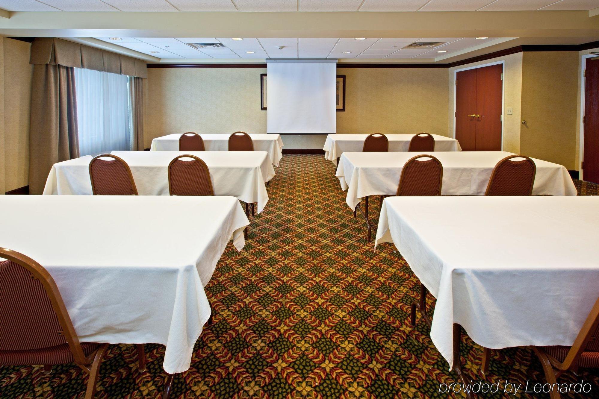 Holiday Inn Express Hotel & Suites Lexington-Downtown University By Ihg Einrichtungen foto